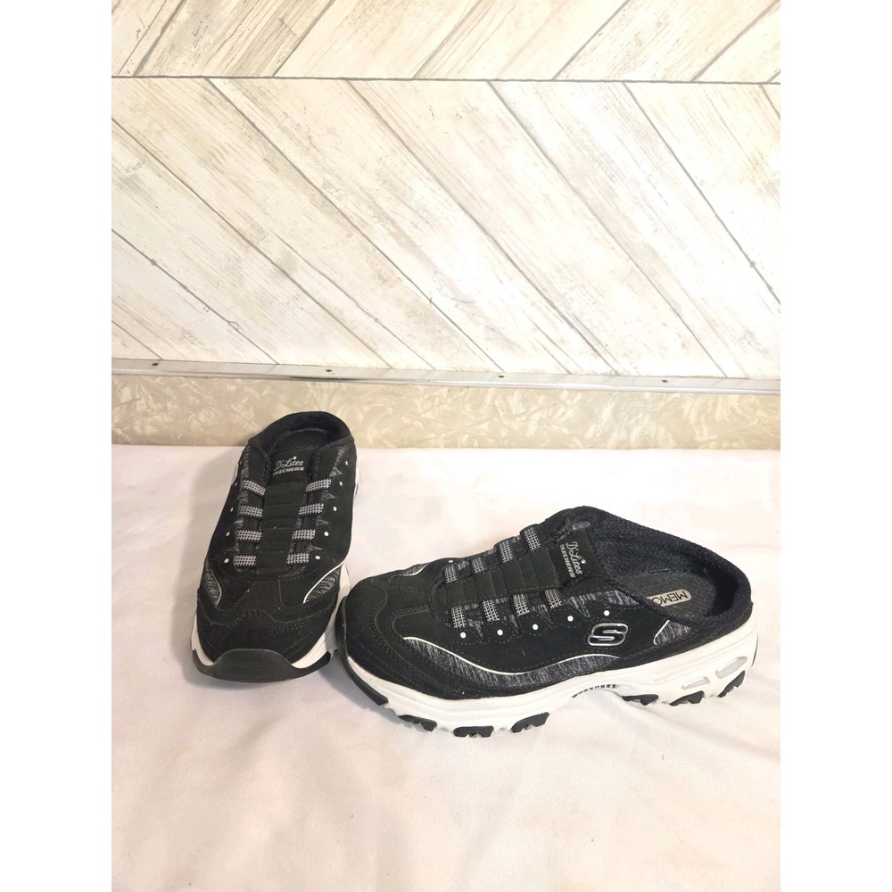Skechers D'Lites Resilient Black White Slip On Sneaker Mules Womens Size 8.5